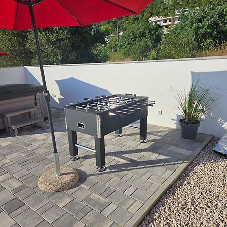 Apartman Koko With Private Jacuzzi Макарська Екстер'єр фото