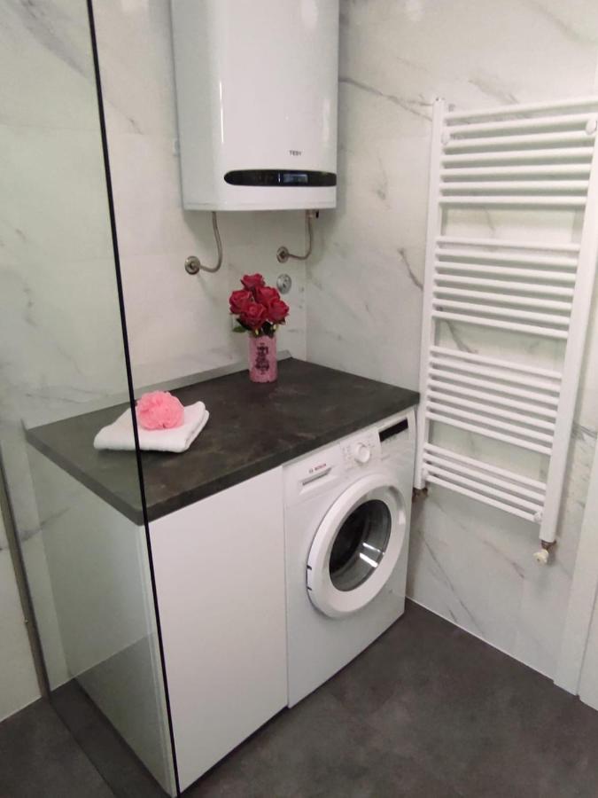 Apartman Koko With Private Jacuzzi Макарська Екстер'єр фото