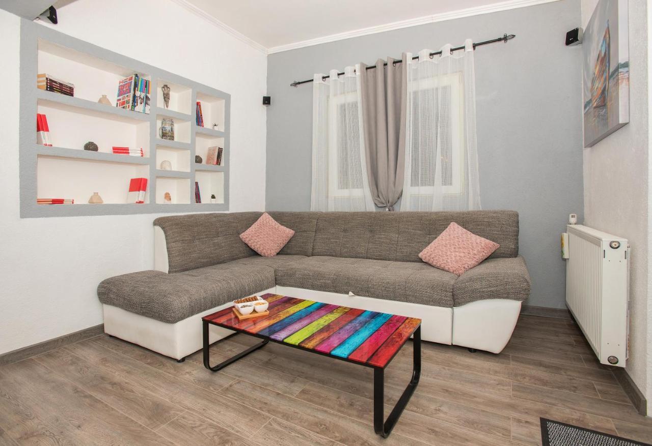 Apartman Koko With Private Jacuzzi Макарська Екстер'єр фото